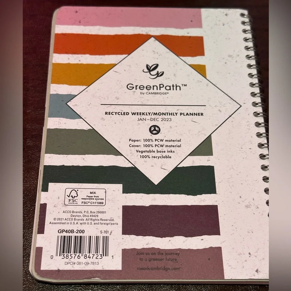 2023 Weekly & Monthly Planner